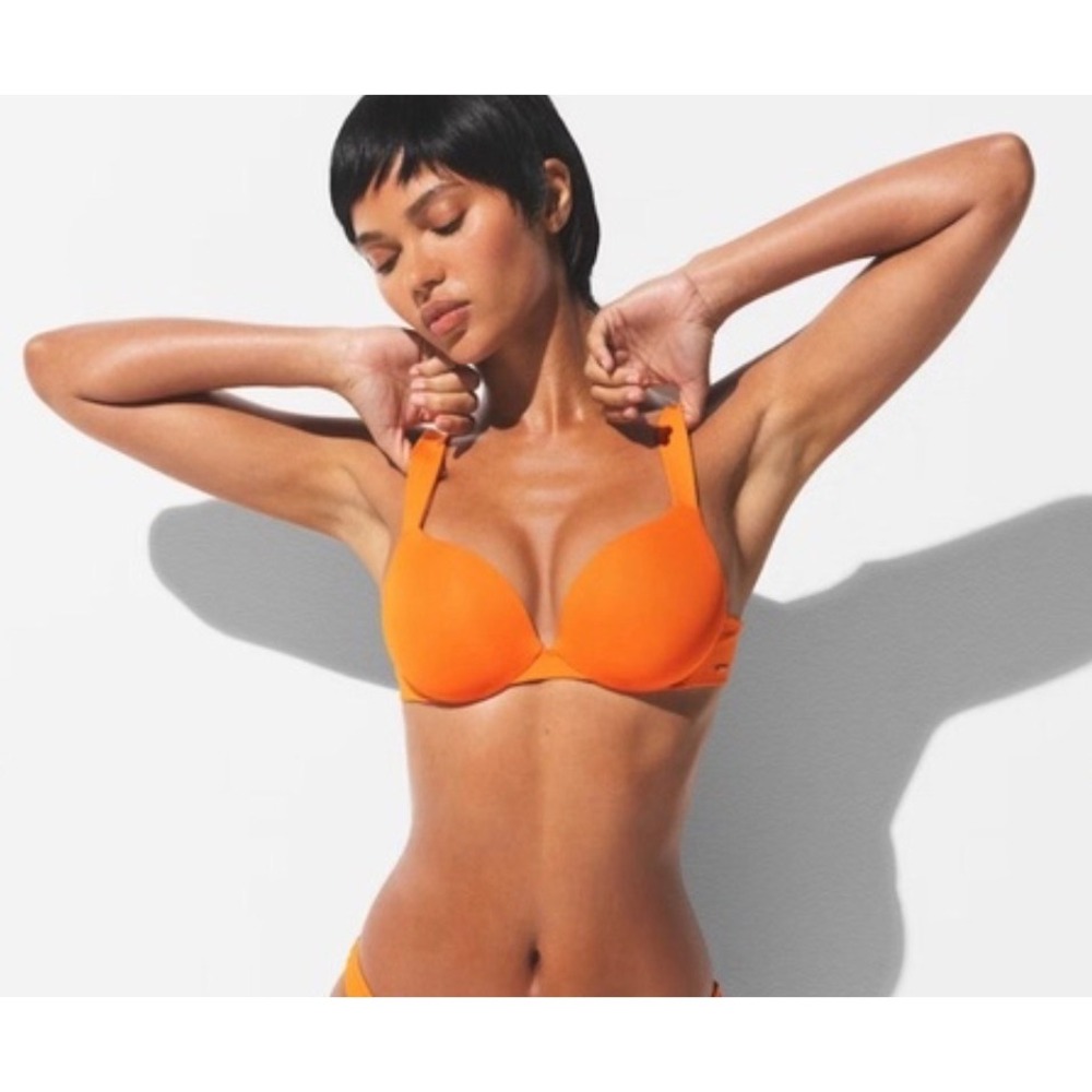 SKIMS Signature Swim Ultimate Push-Up Bikini Top Tangerine Orange Size 10 (L)NEW
